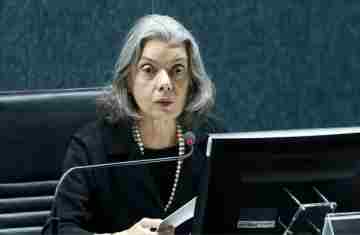  Cármen Lúcia apresenta regras para atuação de juízes nas eleições 